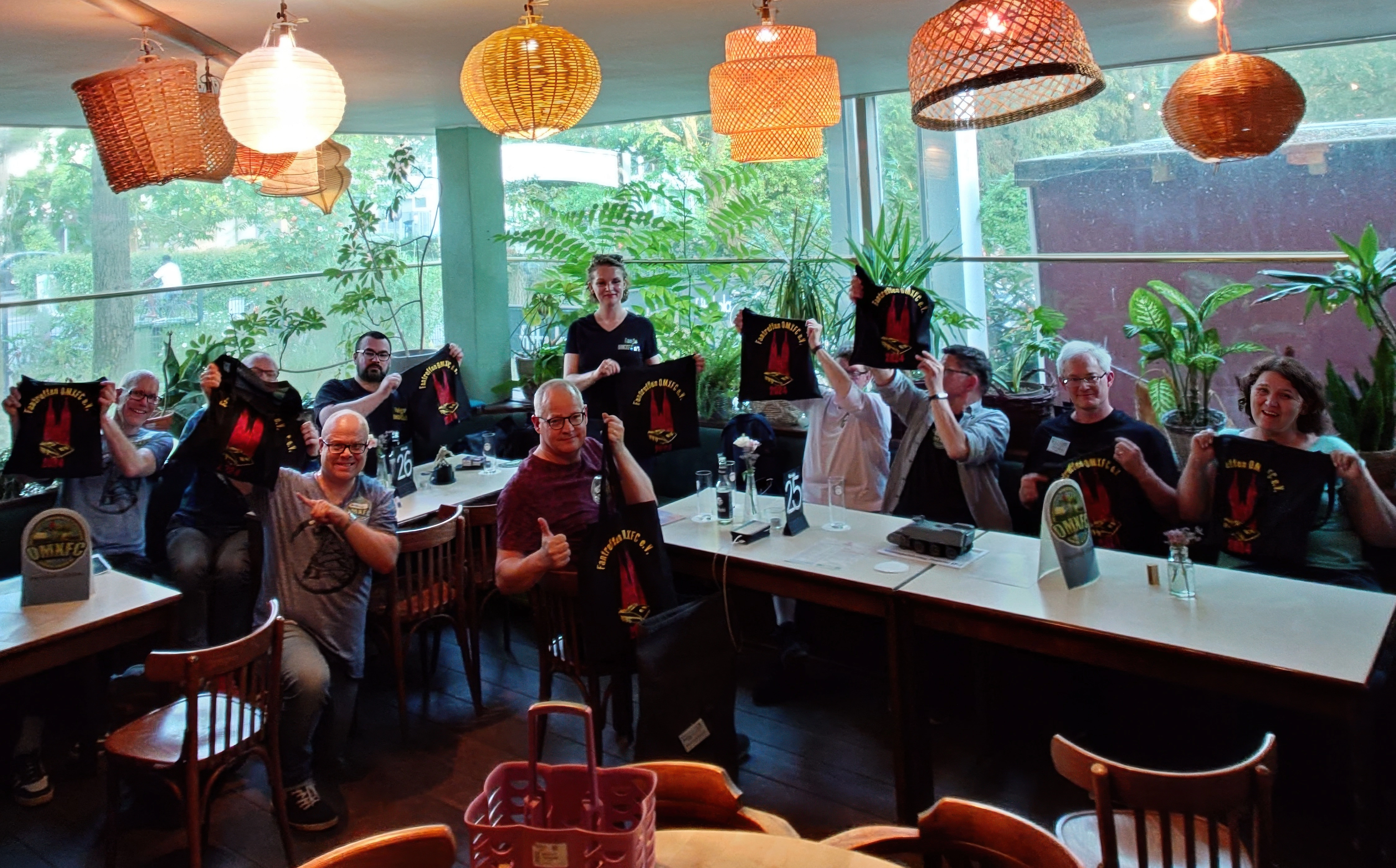Foto von einem Treffen des Vereins mit einem Teil der Mitglieder